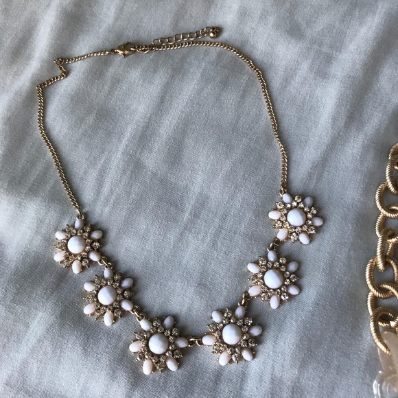 Statement necklaces set - Picture 2 of 4